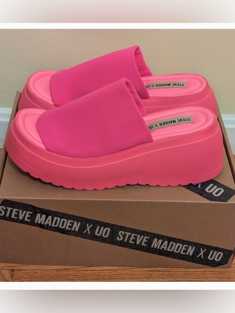 Steve Madden Hot Pink Platform Slide Sandals